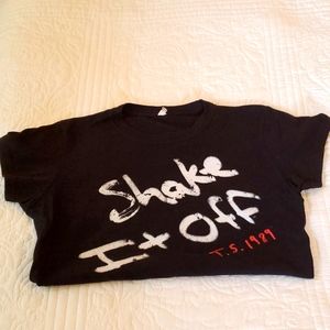 Taylor Swift Shake it Off Shirt